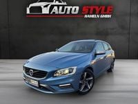 Gebraucht Volvo V60 Momentum 220 PS (161 kW) 2015 Blau Kombi