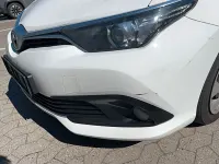 Gebraucht Toyota Auris Design 116 PS (85 kW) 2015 Weiß Limousine
