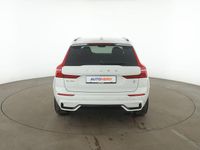 Gebraucht Volvo XC60 R-Design 197 PS (144 kW) 2022 Weiß SUV