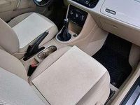 Gebraucht VW Beetle Design 105 PS (77 kW) 2013 Weiß Kleinwagen