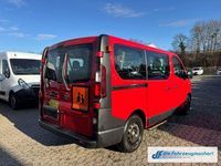 Gebraucht Opel Vivaro 90 PS (66 kW) 2015 B) (rot Van / Kleinbus