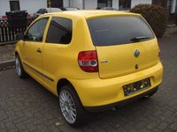 Gebraucht VW Fox 54 PS (39 kW) 2005 Gelb Kleinwagen