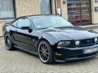 Gebraucht Ford Mustang GT 320 PS (235 kW) 2009 Schwarz Coupé