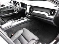 Gebraucht Volvo XC60 Plus 197 PS (144 kW) 2023 Vapour grey SUV