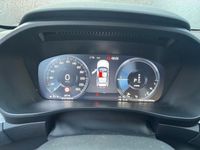 Gebraucht Volvo XC40 Plus 129 PS (94 kW) 2023 Sage green SUV