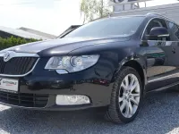 Gebraucht Skoda Superb 170 PS (125 kW) 2011 Schwarzmagic perleffekt Kombi