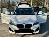 Gebraucht BMW 220 Active Tourer Performance 192 PS (141 kW) 2020 Weiß Van / Kleinbus