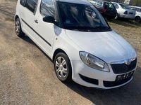 Gebraucht Skoda Roomster Plus Edition 90 PS (66 kW) 2012 Weiß Van / Kleinbus