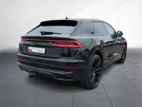 Gebraucht Audi Q8 Competition 286 PS (210 kW) 2023 Mythosschwarz metallic SUV