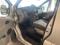 Gebraucht Renault Trafic 116 PS (85 kW) 2009 Silber Van / Kleinbus