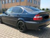 Używany BMW 330 231 KM (169 kW) 2004 Czarny Sedan/Limuzyna