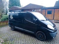 Gebraucht Opel Vivaro 114 PS (83 kW) 2012 Schwarz Van / Kleinbus