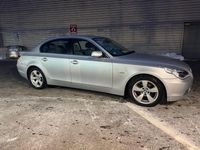 Gebraucht BMW 523 177 PS (130 kW) 2005 Silber Limousine