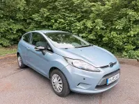 Second-hand Ford Fiesta 60 CP (44 kW) 2010 Verde Coupe