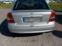 Gebraucht Opel Astra 75 PS (55 kW) 1998 Silber Limousine