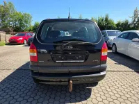 Gebraucht Opel Zafira Executive 125 PS (91 kW) 2002 Schwarz Van / Kleinbus