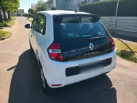 Second-hand Renault Twingo 71 CP (52 kW) 2016 Alb Hatchback