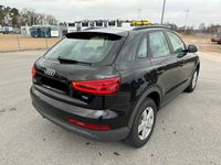 gebraucht Audi Q3 2.0 TDI *Xenon*gepflegt*6-Gang*SHZ*