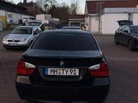 Gebraucht BMW 318 143 PS (105 kW) 2007 Schwarz Limousine