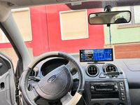 Gebraucht Ford Fiesta 80 PS (58 kW) 2003 Silber Kleinwagen