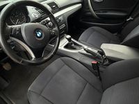 Gebraucht BMW 118 143 PS (105 kW) 2007 Schwarz Kleinwagen