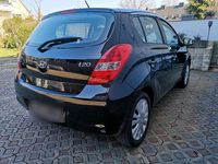 Gebraucht Hyundai i20 Edition 101 PS (74 kW) 2009 Schwarz Kleinwagen