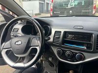 Używany Kia Picanto Attract 69 KM (50 kW) 2012 Beżowy Hatchback