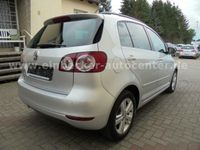 Gebraucht VW Golf VI Match 105 PS (77 kW) 2012 Silber metallic Kleinwagen