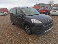 Gebraucht Peugeot Partner Tepee Active 92 PS (67 kW) 2014 Schwarz Van / Kleinbus