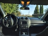 Gebraucht Mercedes ML350 231 PS (169 kW) 2010 Schwarz SUV