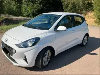 Gebraucht Hyundai i10 84 PS (61 kW) 2023 Weiß Kleinwagen
