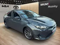 Gebraucht Kia Ceed Spirit 140 PS (102 kW) 2025 Penta metall Kleinwagen