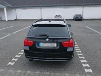Usata BMW 320 170 CV (125 kW) 2011 Nero Station wagon