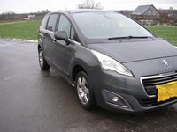 Gebraucht Peugeot 5008 Active 131 PS (96 kW) 2016 Blau Van / Kleinbus
