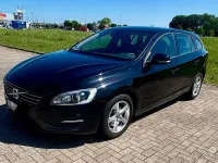 Gebraucht Volvo V60 136 PS (100 kW) 2015 Schwarz Kombi