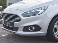 Gebraucht Ford S-MAX Titanium 241 PS (177 kW) 2019 Silber Van / Kleinbus