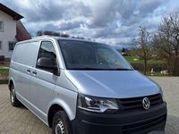 Gebraucht VW T5 140 PS (102 kW) 2014 Silber Van