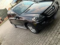 Gebraucht Mercedes ML320 224 PS (164 kW) 2009 Schwarz SUV