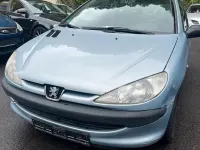 Używany Peugeot 206 60 KM (44 kW) 2001 Niebieski Hatchback