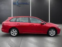 Gebraucht VW Golf VII Life 150 PS (110 kW) 2021 Rot Kleinwagen