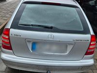 Gebraucht Mercedes C180 143 PS (105 kW) 2004 Silber Kombi