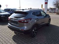 gebraucht Nissan Qashqai 1.3 DIG-T DCT AKARI