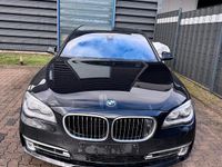 Gebraucht BMW 750 380 PS (279 kW) 2015 Schwarz Limousine