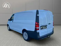 Gebraucht Mercedes Vito 163 PS (119 kW) 2024 Arktikweiß Van