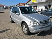 Gebraucht Mercedes ML270 160 PS (117 kW) 2003 Grau SUV
