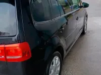 Gebraucht VW Touran Cup 105 PS (77 kW) 2015 Schwarz Van / Kleinbus