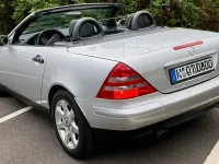 Gebraucht Mercedes SLK230 193 PS (141 kW) 2000 Silber Cabrio