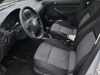 Gebraucht VW Golf IV 75 PS (55 kW) 2002 Silber Kleinwagen