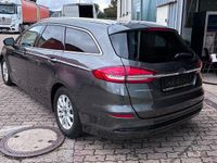Gebraucht Ford Mondeo 190 PS (139 kW) 2020 Grau Kombi