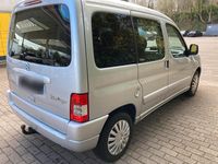 Gebraucht Citroën Berlingo 75 PS (55 kW) 2006 Silber Van / Kleinbus